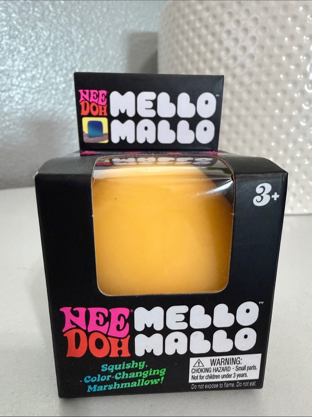 NeeDoh Mello Mallo Color-Changing Squishy - Yellow (AUTHENTIC)